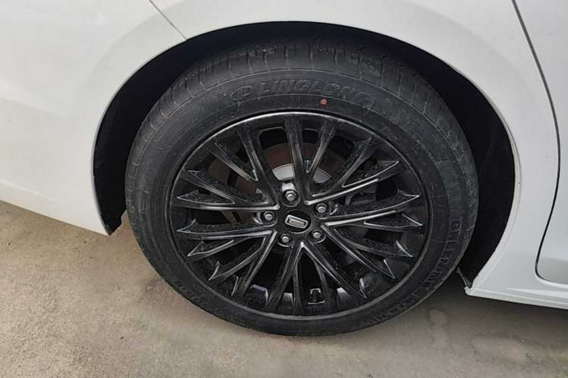 Used Bestune B70 2023 Third Generation 1.5T Automatic Enjoyment Version Right Rear Wheel Hub
