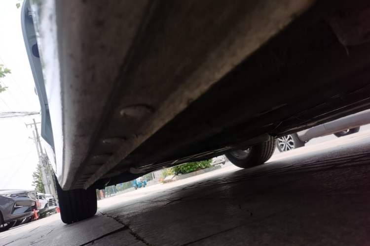 Used Bestune B70 2023 Third Generation 1.5T Automatic Enjoyment Version Right Side Sill