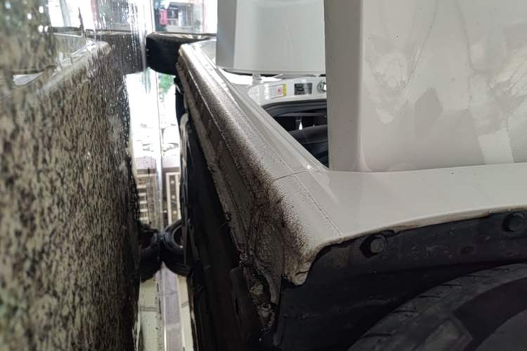 Used Bestune B70 2023 Third Generation 1.5T Automatic Enjoyment Version Right Side Sill