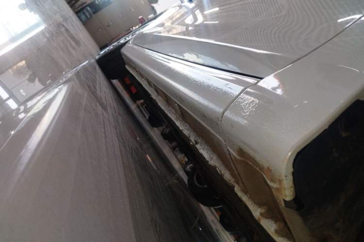 Used Bestune B70 2023 Third Generation 1.5T Automatic Enjoyment Version Right Side Sill