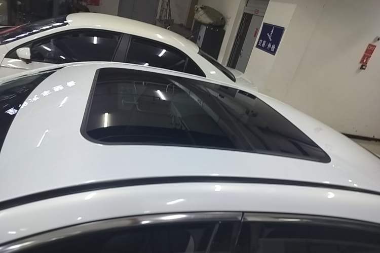 Used Bestune B70 2023 Third Generation 1.5T Automatic Enjoyment Version Roof