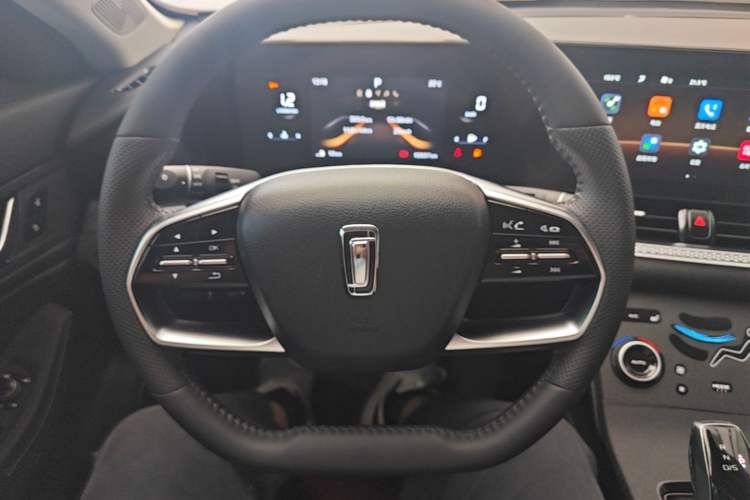 Used Bestune B70 2023 Third Generation 1.5T Automatic Enjoyment Version Steering Wheel