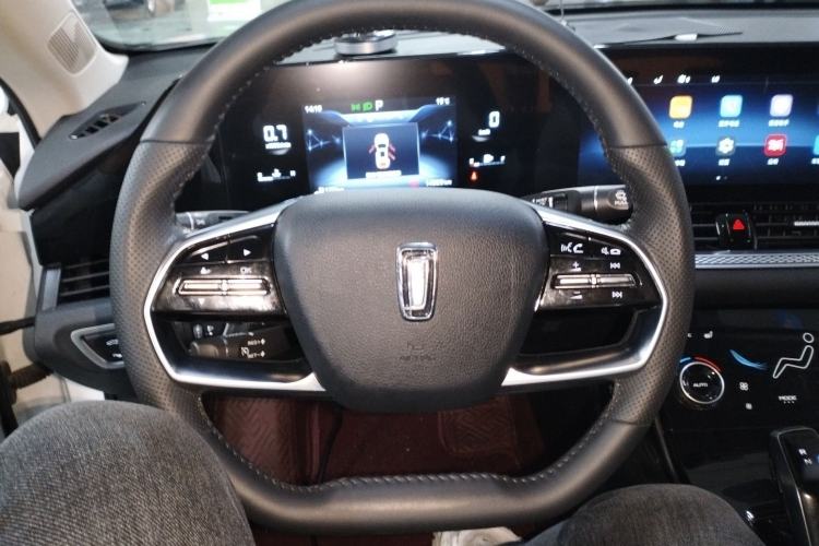Used Bestune B70 2023 Third Generation 1.5T Automatic Enjoyment Version Steering Wheel