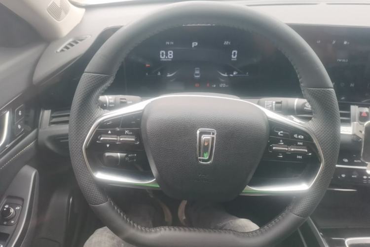 Used Bestune B70 2023 3rd Generation 1.5T Automatic Enjoyment Version 70th Anniversary Edition Steering Wheel