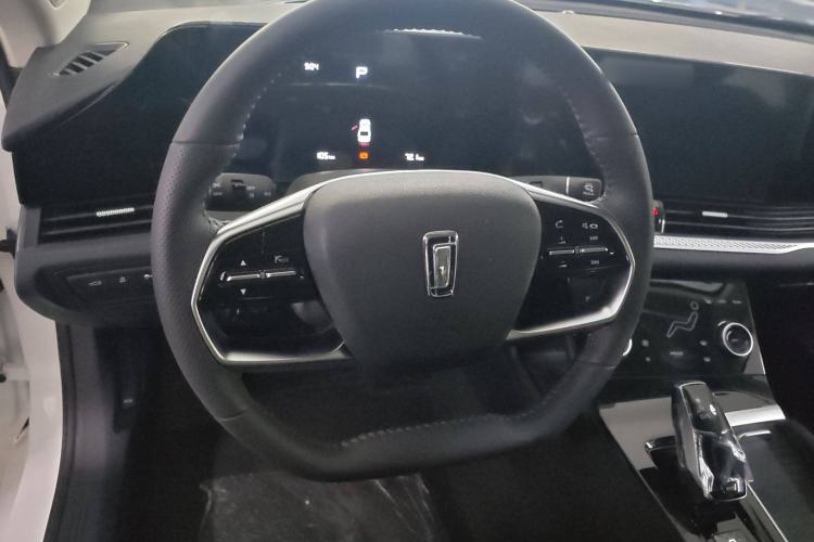 Used Bestune B70 2023 Third Generation 1.5T Automatic Enjoyment Version 70th Anniversary Edition Steering Wheel