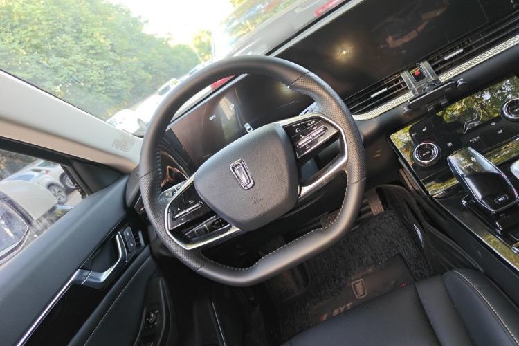 Used Bestune B70 2023 Third Generation 1.5T Automatic Enjoyment Version 70th Anniversary Edition Steering Wheel