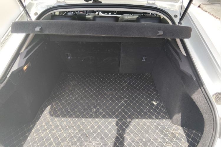 Used Bestune B70 2023 3rd Generation 1.5T Automatic Enjoyment Version 70th Anniversary Edition Trunk