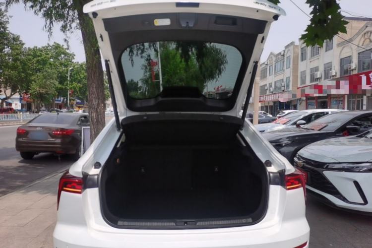Used Bestune B70 2023 Third Generation 1.5T Automatic Enjoyment Version Trunk