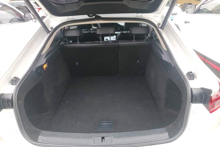 Used Bestune B70 2023 Third Generation 1.5T Automatic Enjoyment Version Trunk