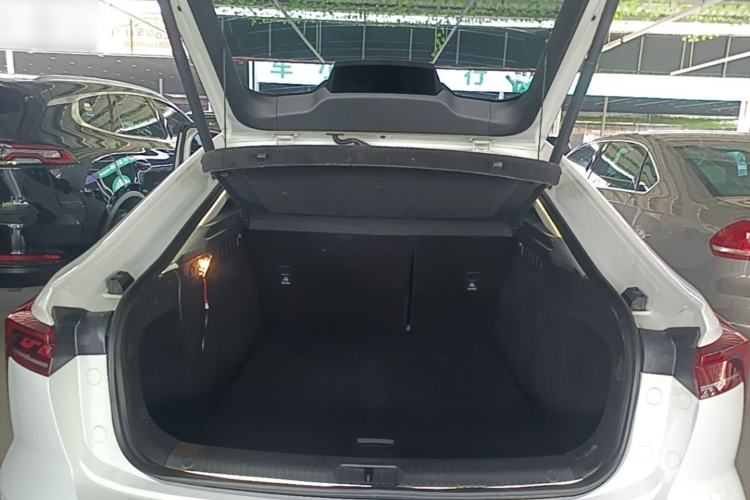 Used Bestune B70 2023 Third Generation 1.5T Automatic Enjoyment Version Trunk