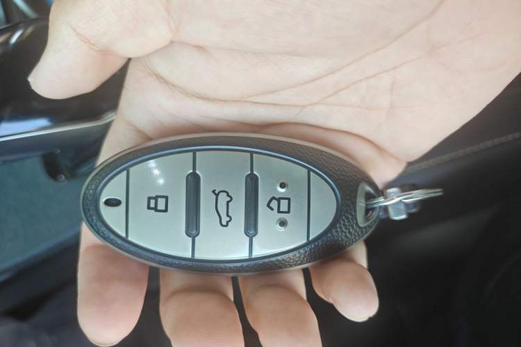 Used Bestune B70 2023 Third Generation 1.5T Automatic Enjoyment Version Vehicle Key