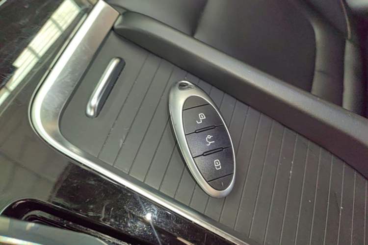 Used Bestune B70 2023 Third Generation 1.5T Automatic Enjoyment Version Vehicle Key
