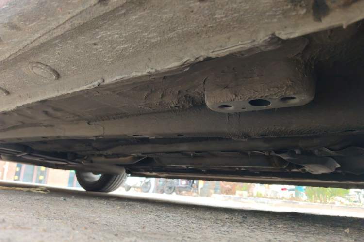 Used Bestune B70 2024 Dragon Edition 1.5T Leading Model Chassis Front Right