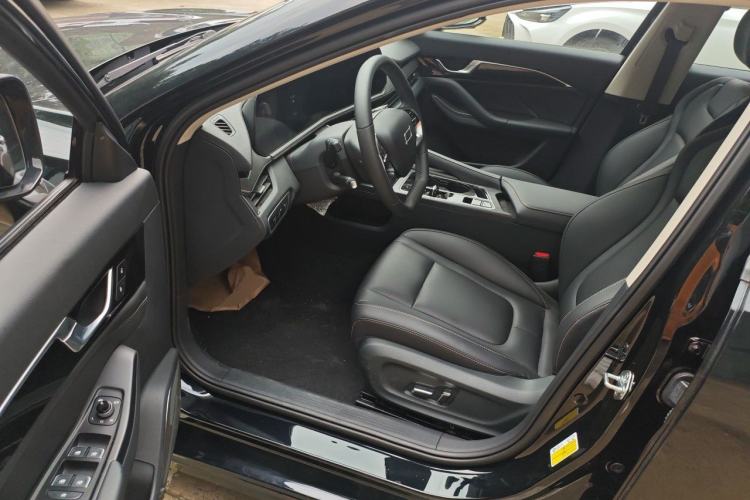 Used Bestune B70 2024 Fourth Generation 2.0T Lingyu Version Driver Seat