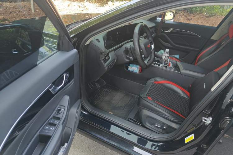 Used Bestune B70 2024 Dragon Edition 1.5T Leading Model Driver Seat