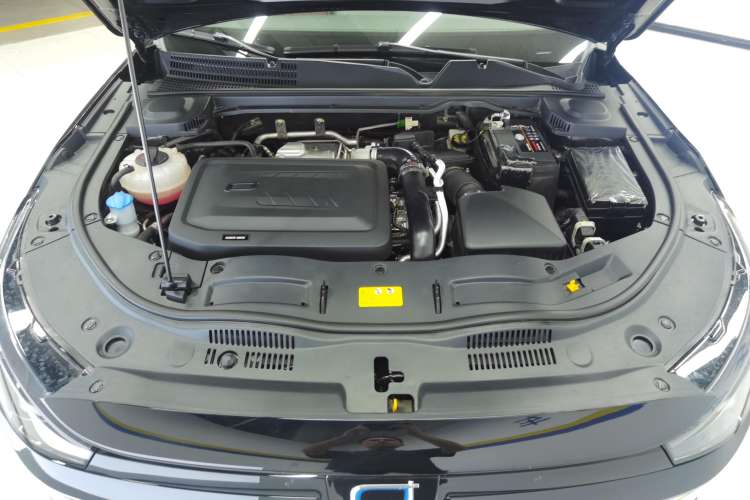 Used Bestune B70 2024 Dragon Edition 1.5T Leading Model Engine Bay