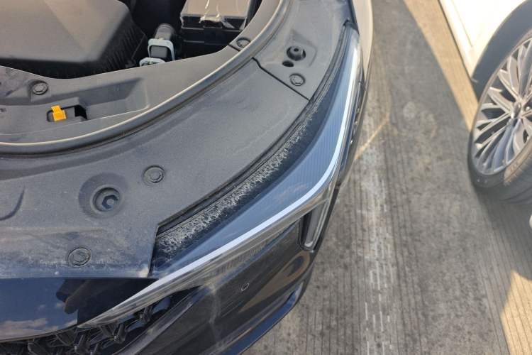 Used Bestune B70 2024 Dragon Edition 1.5T Leading Model Engine Bay Left