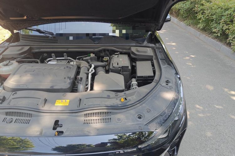 Used Bestune B70 2024 Dragon Edition 1.5T Leading Model Engine Bay Left