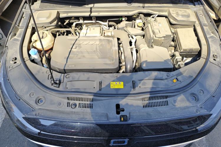 Used Bestune B70 2024 Dragon Edition 1.5T Leading Model Engine Bay