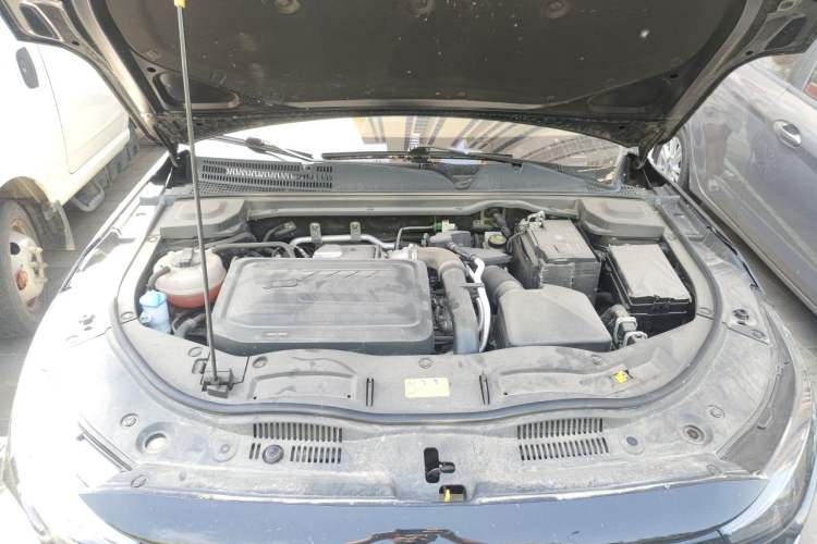 Used Bestune B70 2024 Dragon Edition 1.5T Leading Model Engine Bay