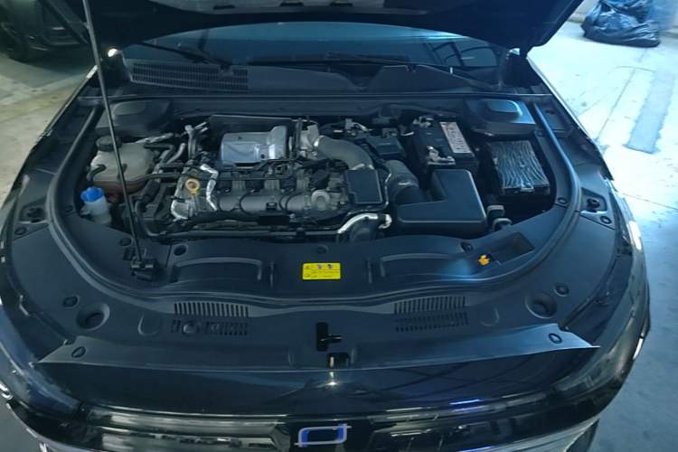 Used Bestune B70 2024 Fourth Generation 2.0T Lingyu Version Engine Bay