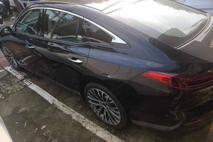 Used Bestune B70 2024 Dragon Edition 1.5T Leading Model Exterior 5