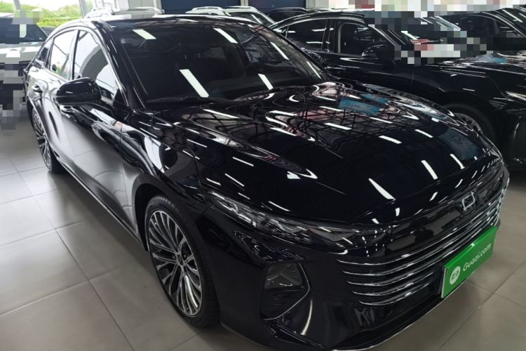 Used Bestune B70 2024 Dragon Edition 1.5T Leading Model Front Right 45 Deg