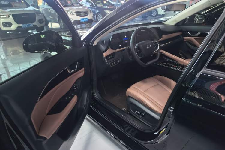 Used Bestune B70 2024 Dragon Edition 1.5T Leading Model Interior 1