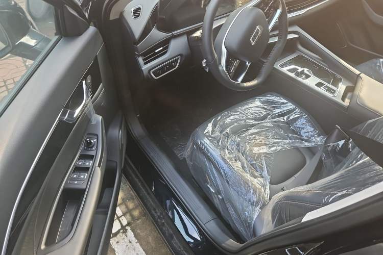 Used Bestune B70 2024 Dragon Edition 1.5T Leading Model Interior 2