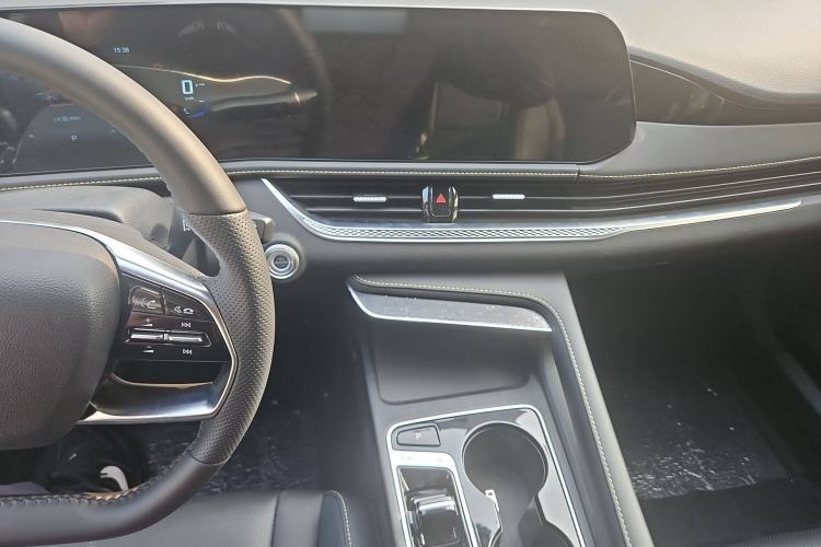 Used Bestune B70 2024 Dragon Edition 1.5T Leading Model Interior 3