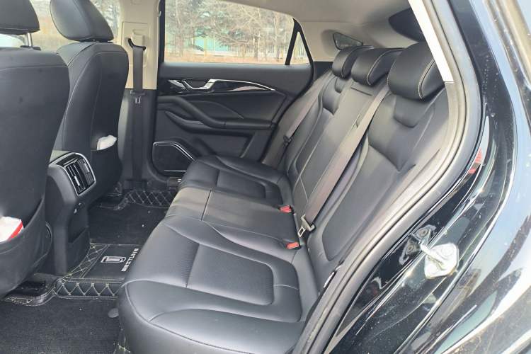 Used Bestune B70 2024 Dragon Edition 1.5T Leading Model Interior 4
