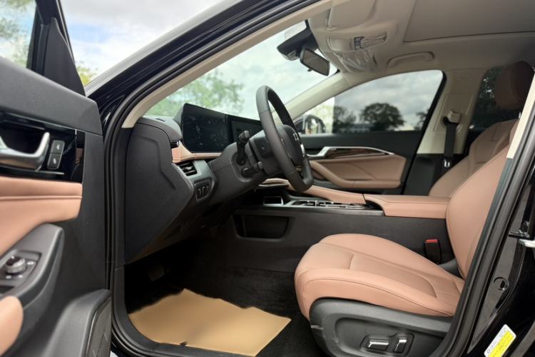 Used Bestune B70 2024 Dragon Edition 1.5T Leading Model Interior 6