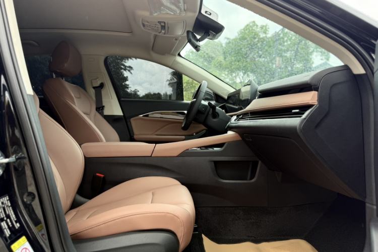 Used Bestune B70 2024 Dragon Edition 1.5T Leading Model Interior 9
