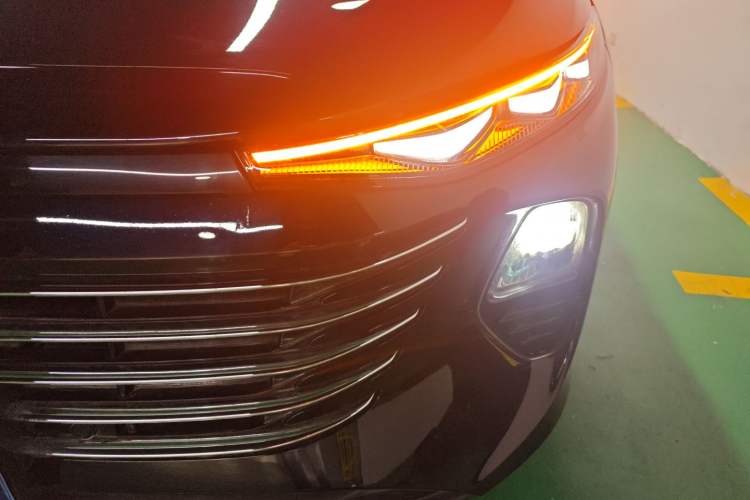 Used Bestune B70 2024 Dragon Edition 1.5T Leading Model Left Front Headlight