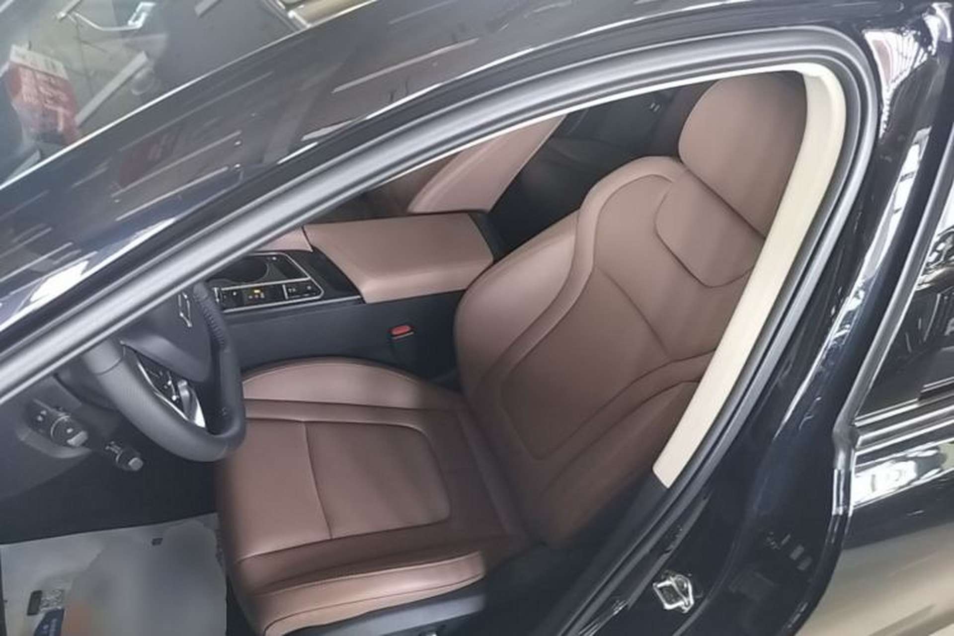 Used Bestune B70 2024 Dragon Edition 1.5T Leading Model Left Front Seat