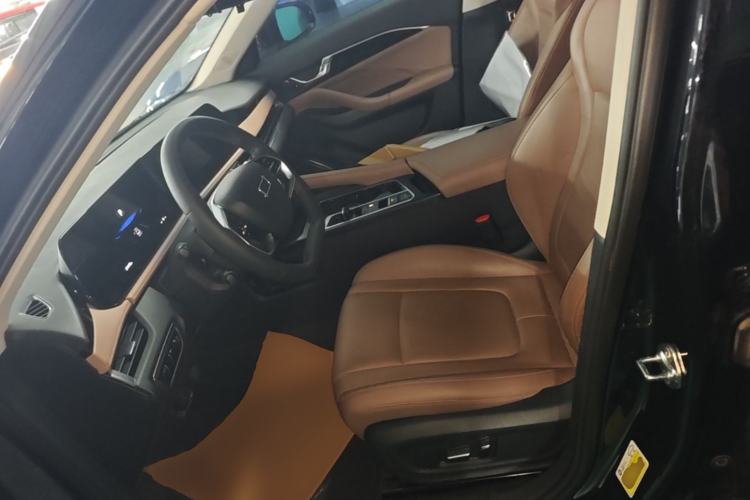 Used Bestune B70 2024 Dragon Edition 1.5T Leading Model Left Front Seat