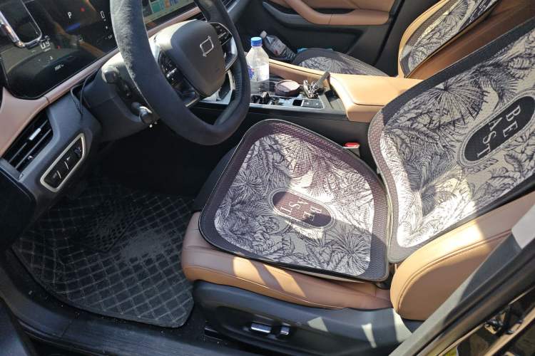 Used Bestune B70 2024 Dragon Edition 1.5T Leading Model Left Front Seat