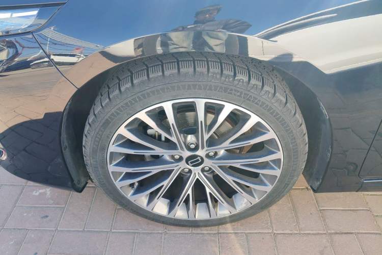 Used Bestune B70 2024 Dragon Edition 1.5T Leading Model Left Front Wheel Hub