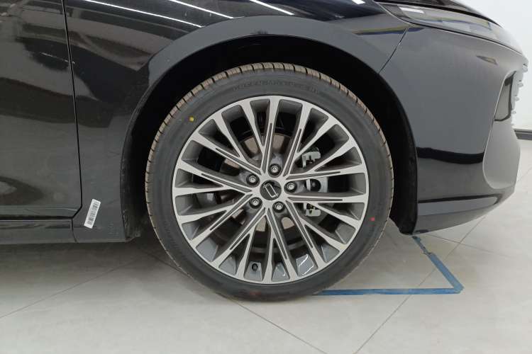 Used Bestune B70 2024 Dragon Edition 1.5T Leading Model Left Rear Wheel Hub
