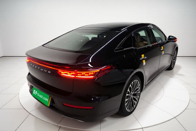 Used Bestune B70 2024 Dragon Edition 1.5T Leading Model Rear Right 45 Deg