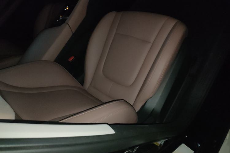 Used Bestune B70 2024 Dragon Edition 1.5T Leading Model Right Front Seat
