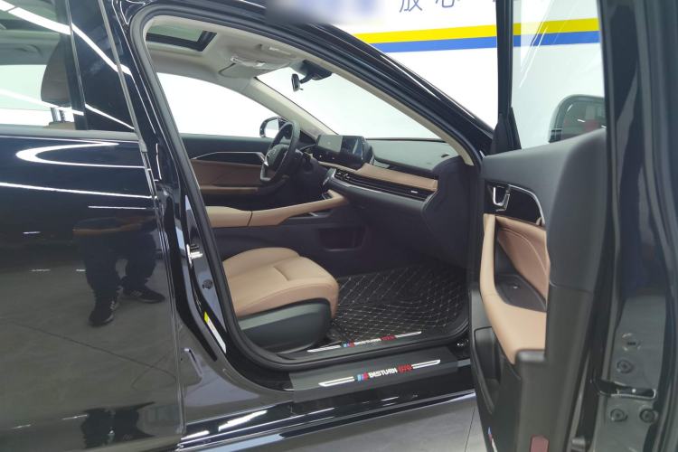 Used Bestune B70 2024 Dragon Edition 1.5T Leading Model Right Front Seat