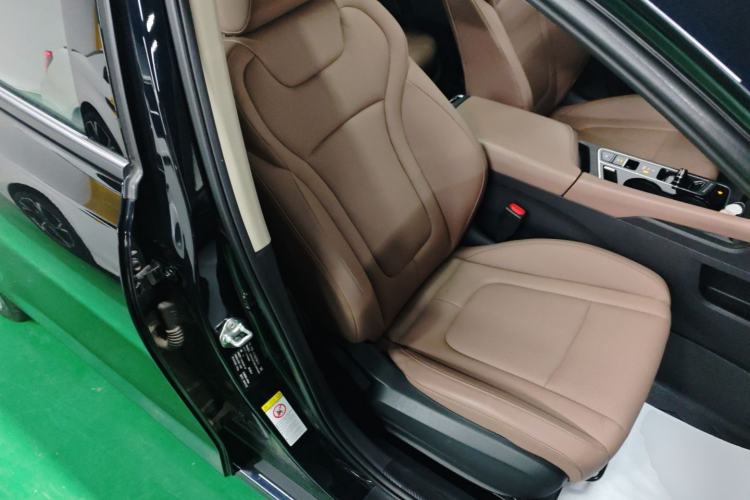Used Bestune B70 2024 Dragon Edition 1.5T Leading Model Right Front Seat