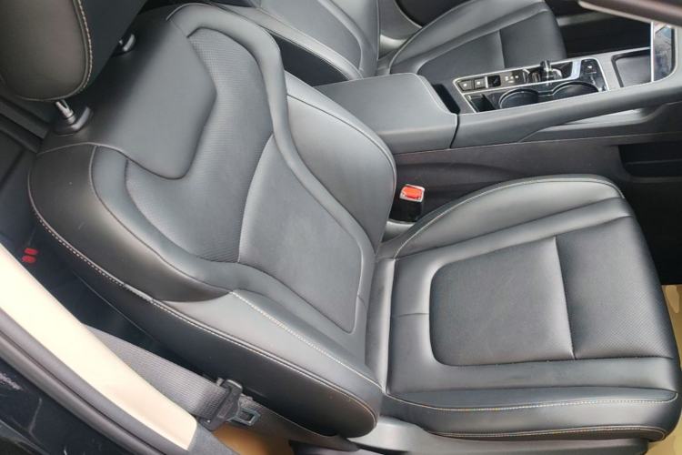 Used Bestune B70 2024 Fourth Generation 2.0T Lingyu Version Right Front Seat