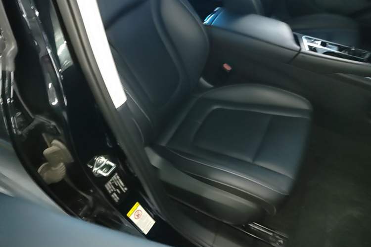 Used Bestune B70 2024 Fourth Generation 2.0T Lingyu Version Right Front Seat