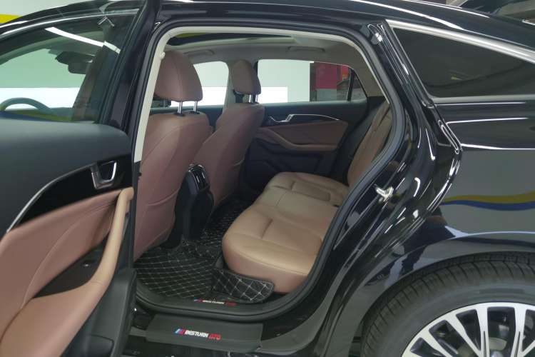 Used Bestune B70 2024 Dragon Edition 1.5T Leading Model Right Rear Seat