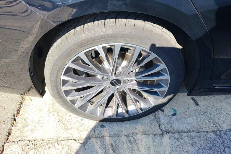 Used Bestune B70 2024 Dragon Edition 1.5T Leading Model Right Rear Wheel Hub