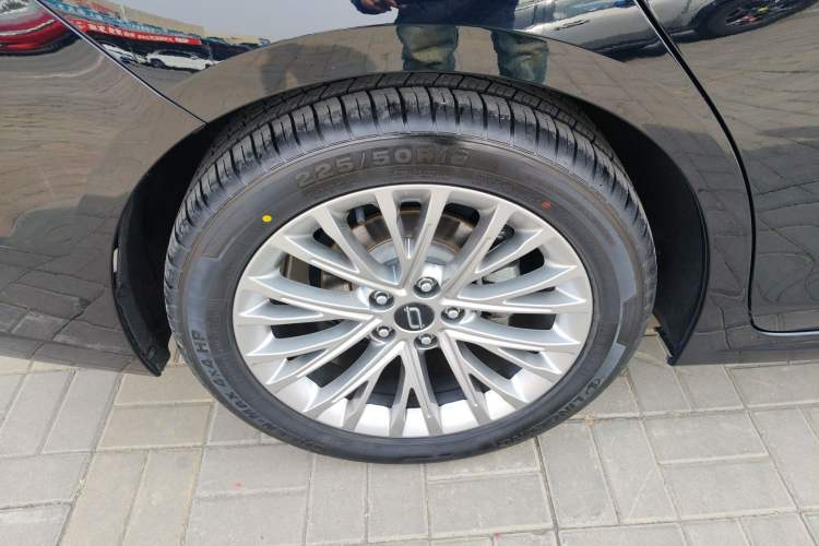 Used Bestune B70 2024 Fourth Generation 2.0T Lingyu Version Right Rear Wheel Hub