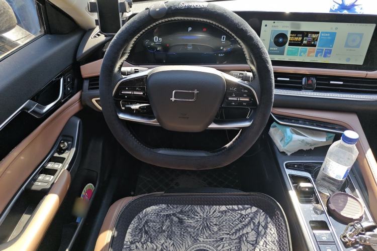 Used Bestune B70 2024 Dragon Edition 1.5T Leading Model Steering Wheel