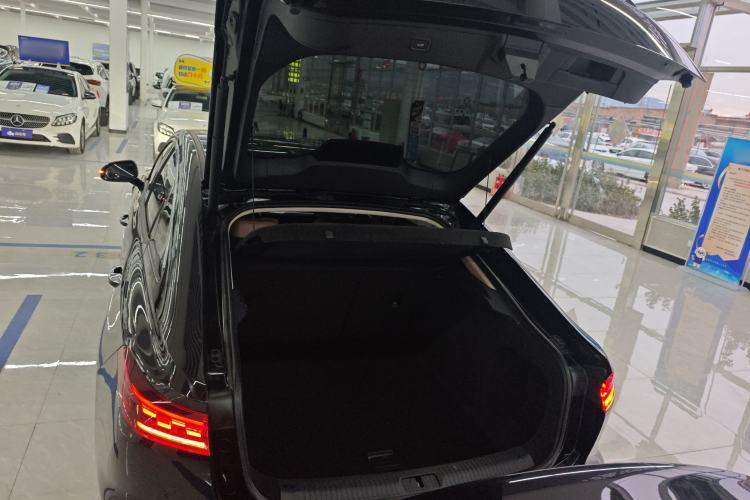 Used Bestune B70 2024 Dragon Edition 1.5T Leading Model Trunk